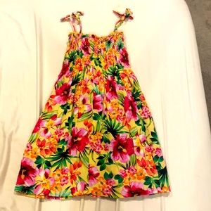 Beautiful Hawaiian dress.Bought from Hawaii size 6